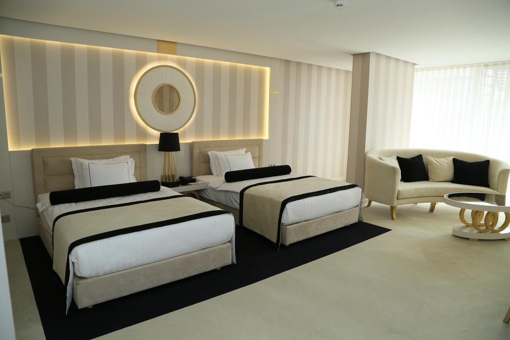 รามาดา โฮเต็ล แอนด์ สวีท บาย วินด์แฮม อิสตันบูล ซิสลี Hotel ภายนอก รูปภาพ